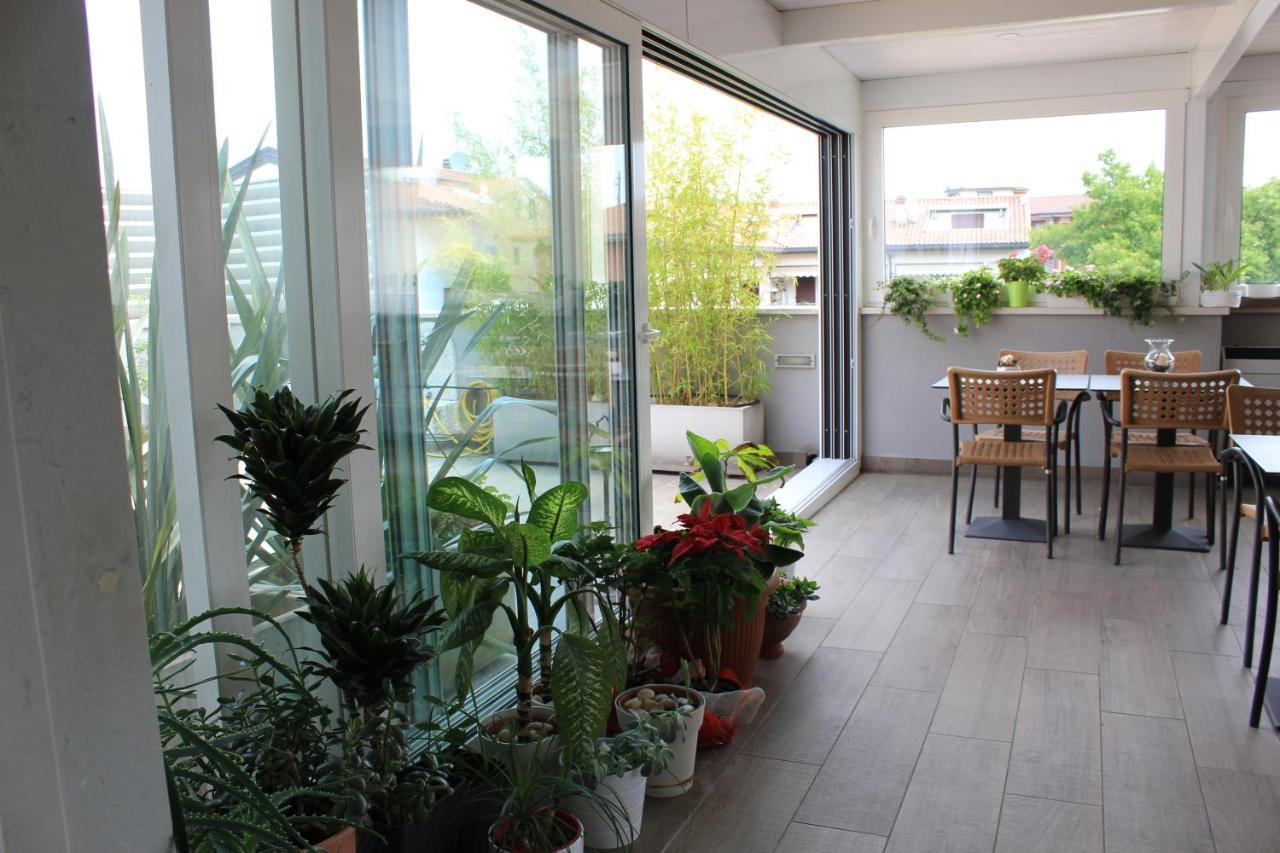 Rooms&breakfast Il Punto... Bed & Breakfast Peschiera del Garda